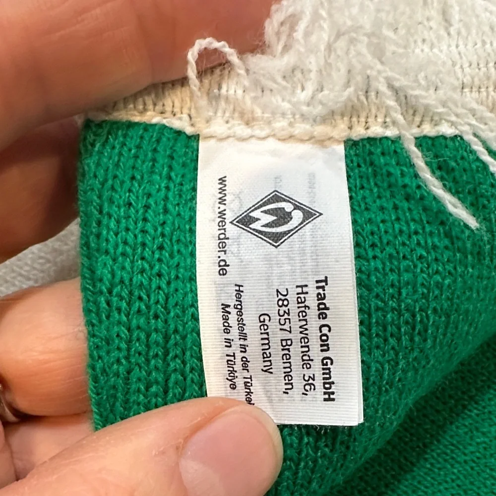 Green and White Striped Werder Bremen Scarf Block Stripes Scarf with Emblem